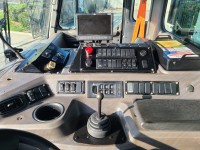 2019 Peterbilt 520 with Heil Half/Pack 40yd Front Loader Refuse Truck