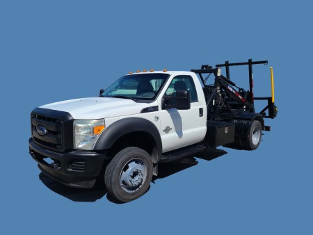 2015 Ford F550 with Stellar CCR Container Delivery Unit (CDU) Truck
