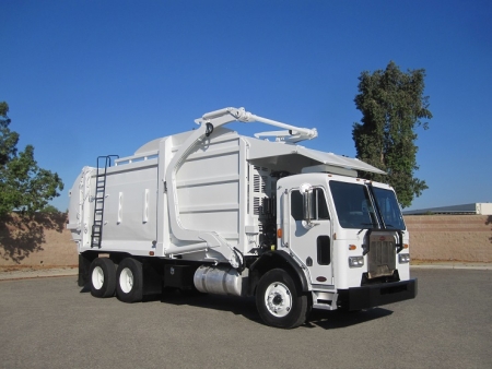 2014 Peterbilt 320 with Curbtender Titan 40yd Front Loader Refuse Truck