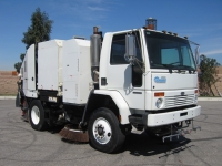 2007 Schwarze M6000 Propane Powered Street Sweeper