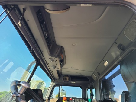 2018 Peterbilt 520 with New Way Mammoth 40yd CNG Front Loader Refuse Truck